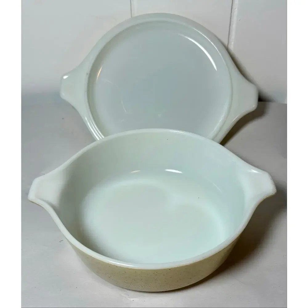 Vintage Pyrex 471 Homestead speckled Tan Casserole Dish With Lid 1 Pint